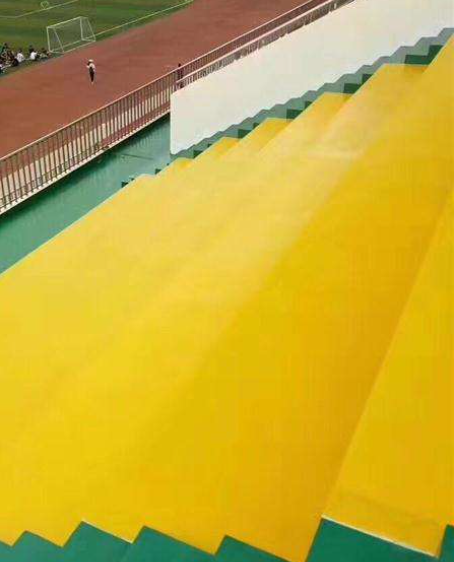 六弓乡球场台阶翻新修补改造